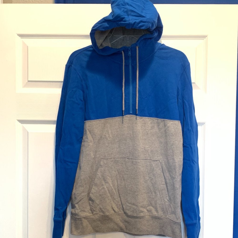 American Eagle Half Zip Hooded Sweatshirt - EUC